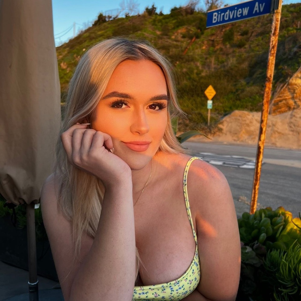 Meet your Posher, Hannah